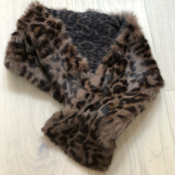 Cheetah print real rabbit fur scarf by ‘s solezia - Picture 1 of 5